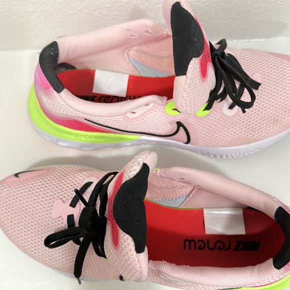 Nike Renew Run 'Pink Foam' 2021 release - Picture 8 of 8